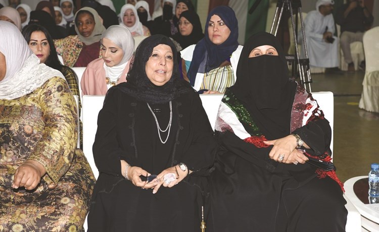 فريدة العجمي وسعاد الفارس ﻿
