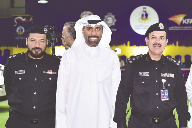 العميد توحيد الكندري وعلي الجمعة والملازم أول فهد السدرة﻿