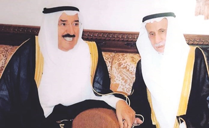 صاحب السمو الأمير الشيخ صباح الأحمد مع الراحل فيصل بن سعود الاصقه الدويش﻿