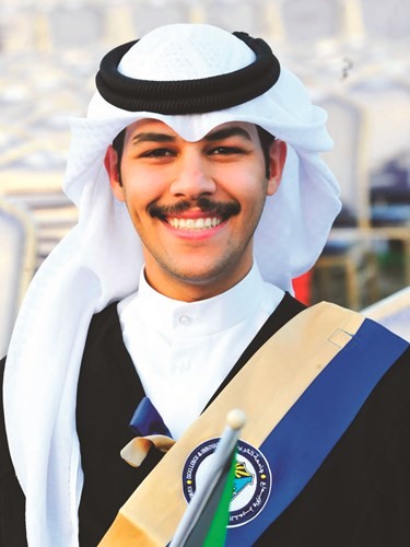 بالفيديو.. ولي العهد شهد حفل التخرج السنوي الموحد للدفعة الـ 47 من جامعة الكويت: انفتحوا على التقنية والعلوم الحديثة وابتعدوا عن الأفكار المتطرفة