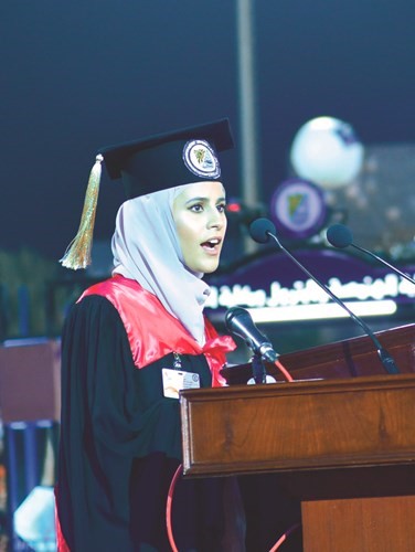 بالفيديو.. ولي العهد شهد حفل التخرج السنوي الموحد للدفعة الـ 47 من جامعة الكويت: انفتحوا على التقنية والعلوم الحديثة وابتعدوا عن الأفكار المتطرفة