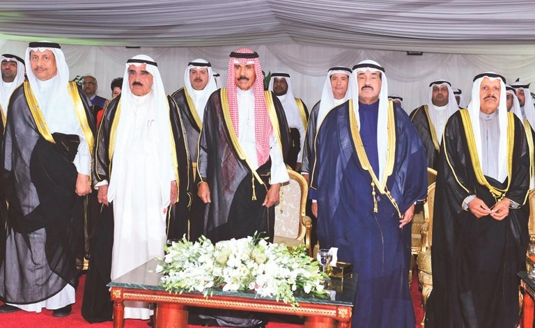 سمو ولي العهد الشيخ نواف الأحمد و الشيخ فيصل السعود وسمو الشيخ ناصر المحمد وسمو رئيس الوزراء ﻿﻿الشيخ جابر المبارك والشيخ دعيج الخليفة ﻿