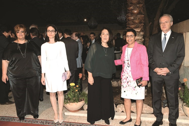 السفيرة ريم الخالد مباركة ﻿