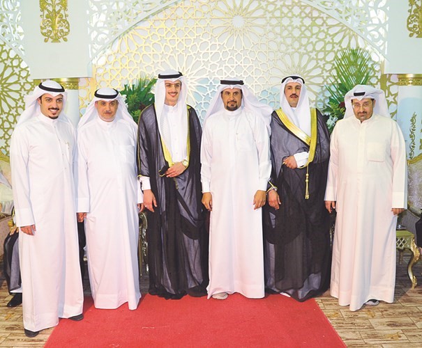 احمد الظفيري وعلي العنزي وفهد الحبيب يباركون﻿