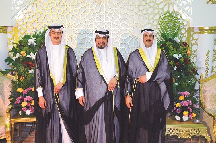 سعود المياح متوسطا المعرسين عادل وخالد المياح﻿
