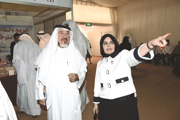 مستشار الإدارة العامة الزميل يوسف عبدالرحمن ود. سميرة السعد﻿