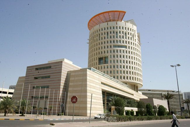 انطلاق انتخابات غرفة تجارة وصناعة الكويت لاختيار 12 عضواً في مجلس الإدارة