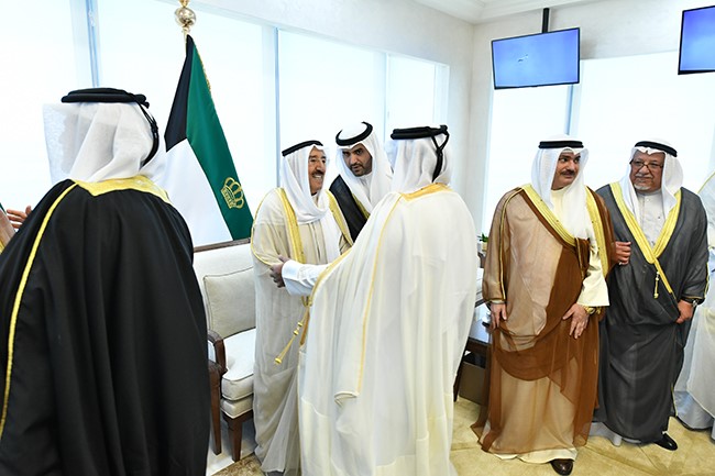 سمو الأمير يستقبل رؤساء الاتحادات الخليجية لرياضة السيارات