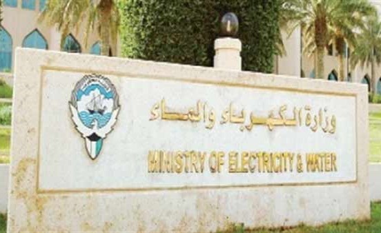 فريق لتحصيل فواتير الكهرباء والماء في الدواوين