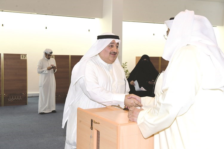 عماد بوخمسين ﻿