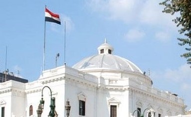 نواب «النقل» بالبرلمان يوافقون على قانون تنظيم «شركات أوبر وكريم» مبدئياً