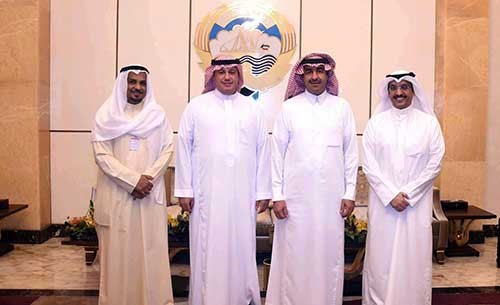 وفد الاتحاد العربي يصل الكويت لتوقيع عقد المشاركة في البطولة العربية