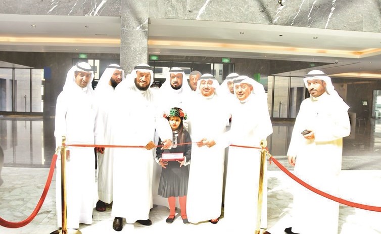 الشعيب دشن أول تطبيق على الهواتف المحمولة: التطبيق يتضمن حقوق وواجبات الموظف والدارس في دور القرآن والأترجة