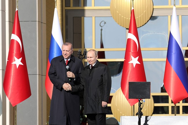 اردوغان وبوتين يطلقان بناء اول مفاعل نووي في تركيا