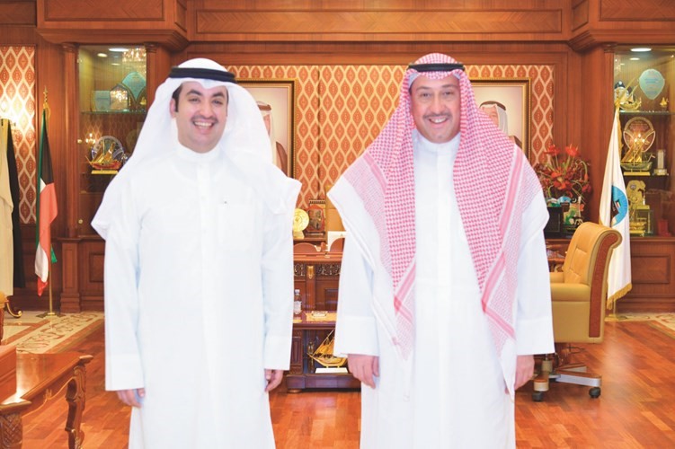الحمود استقبل مستشار رئيس الإمارات للشؤون الدينية والقضائية وشيوخ عشيرة المجالي بالأردن وقنصلنا لدى بيروت