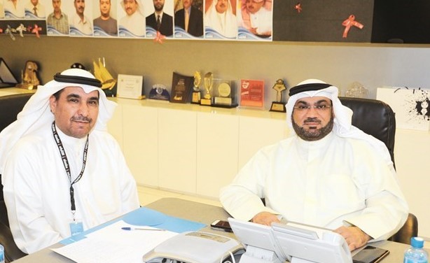 يوسف النجار مع الزميل عبدالعزيز الفضلي﻿