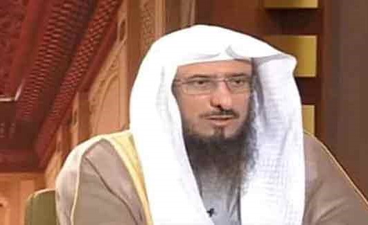 بالفيديو.. "داعية سعودي ": لا أعرف دليلاً يحرم تبادل الصور بين الخطيبين والأمر مرتبط بسد الذرائع