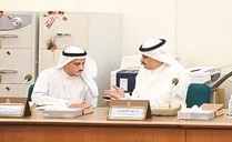 م. احمد المنفوحي وكادر البلدية خلال الاجتماع﻿