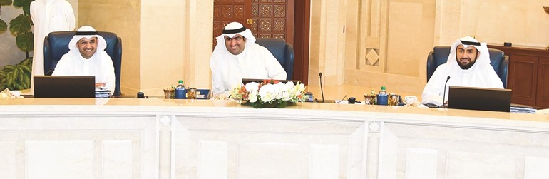 الشيخ د.باسل الصباح وخالد الروضان ود.نايف الحجرف