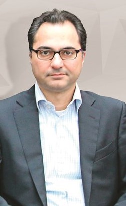 مكرم خاطر﻿