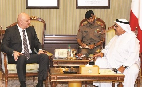 الشيخ ناصر صباح الأحمد مستقبلا قائد الجيش اللبناني العماد جوزيف عون﻿
