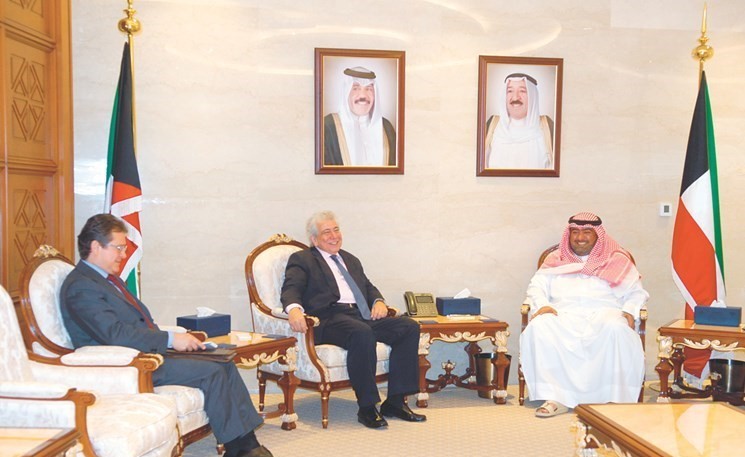 الشيخ ثامر العلي مستقبلا سفير البرازيل نورتون رابستا ﻿