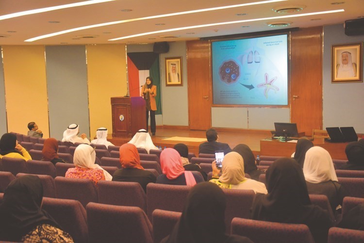 افتتاح برنامج «آخر المستجدات في أمراض الحساسية» في الجامعة