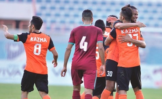 لاعبو كاظمة احتفلوا بعد الفوز على النصر برباعية﻿