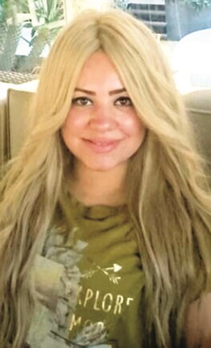 دينا انور﻿