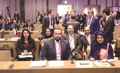 وزير الصحة الشيخ د.باسل الصباح ود.رحاب الوطيان خلال الاجتماعات﻿