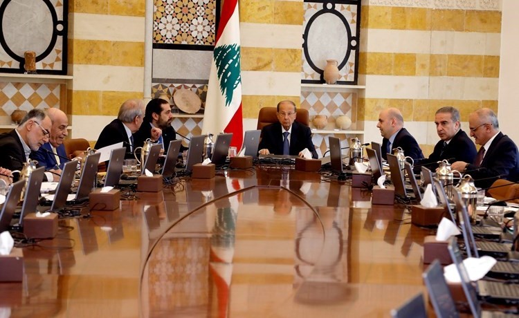 الرئيس العماد ميشال عون مترئسا جلسة مجلس الوزراء في بعبدا	(محمود الطويل) ﻿