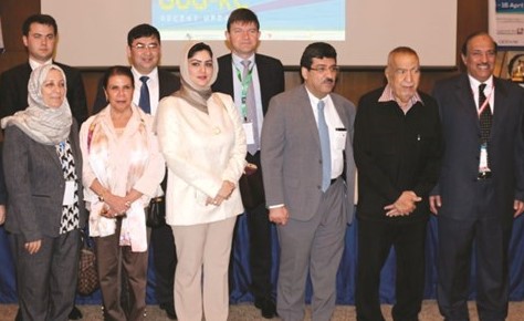لقطة جماعية للمشاركين في المؤتمر﻿