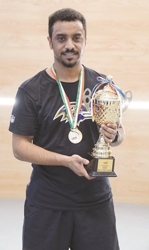 الطالب عثمان الطليحي حقق المركز الأول﻿