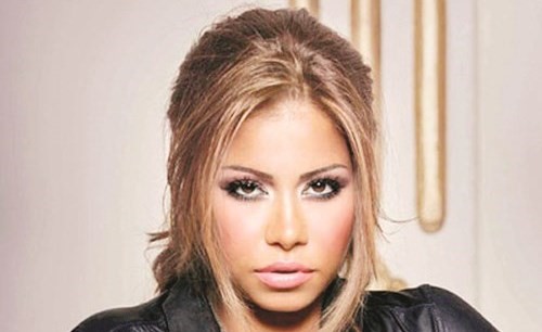 شيرين عبدالوهاب تفجع بوفاة والدها
