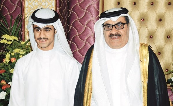 الزميل سالم الواوان ونجله الملازم علي الواوان﻿