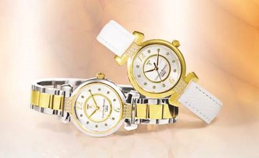 «روائع جنيف للساعات» تطرح Ocean in love وsocialite من CHRISTIAN BERNARD