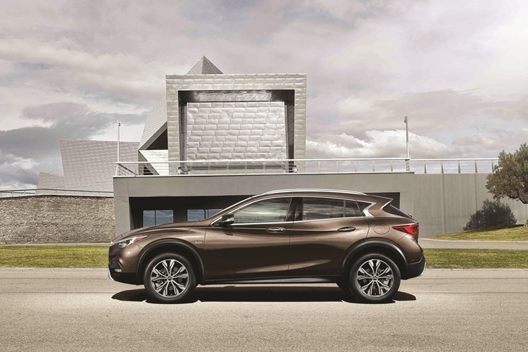 إنفينيتي البابطين تطلق QX30 2018 في الكويت