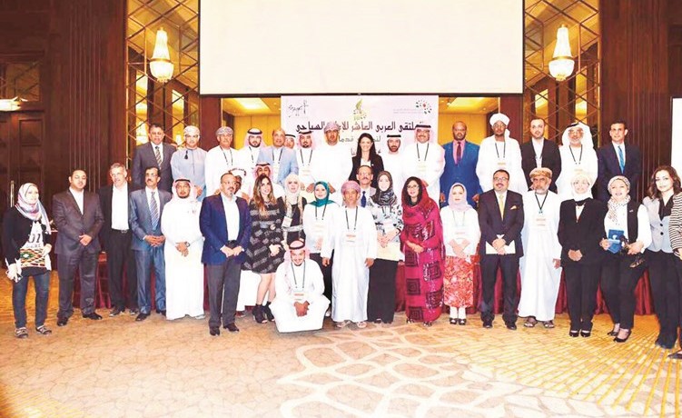 لقطة جماعية للوزيرة د. رانيا المشاط مع المشاركين في الملتقى العربي العاشر للإعلام السياحي﻿