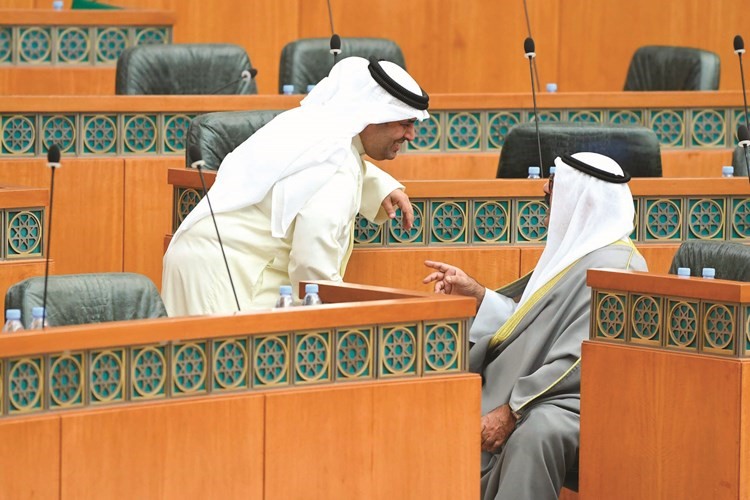 الشيخ ناصر صباح الأحمد ومبارك الحجرف ﻿