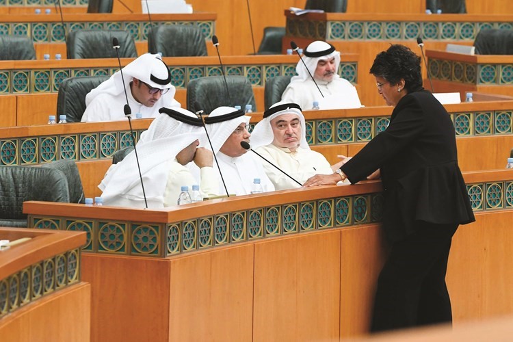 صفاء الهاشم وخليل الصالح والشيخ خالد الجراح ومبارك الحجرف ﻿