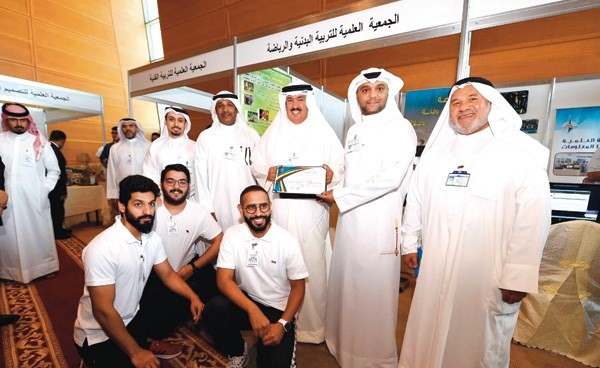 «التطبيقي»: المشاريع الطلابية تبرز تطور قدرات أبنائنا الأكاديمية والتعليمية