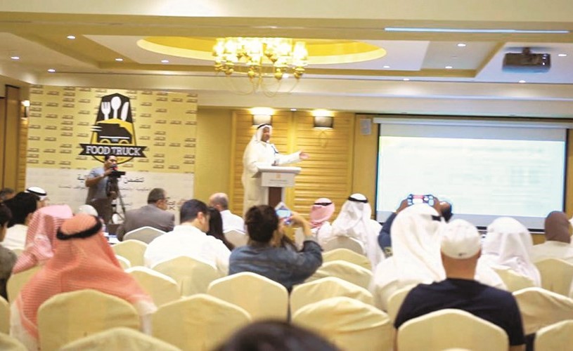 إحدى ورش العمل حول عربات الأطعمة المتنقلة﻿