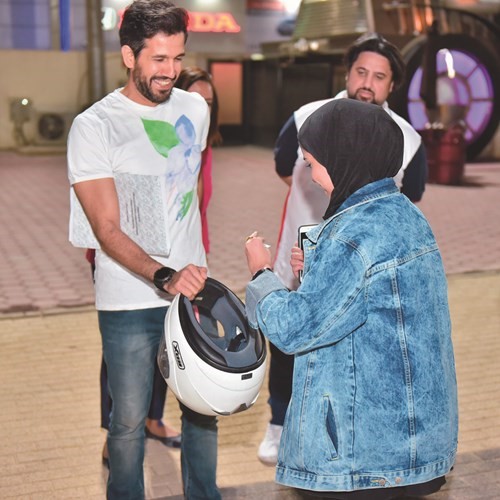 طلبة جامعة الكويت أطلقوا العنان لمواهبهم في الكارتنغ والدريفت