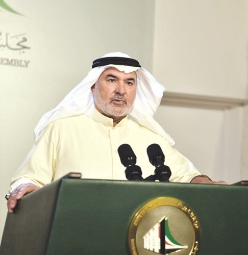صالح عاشور﻿