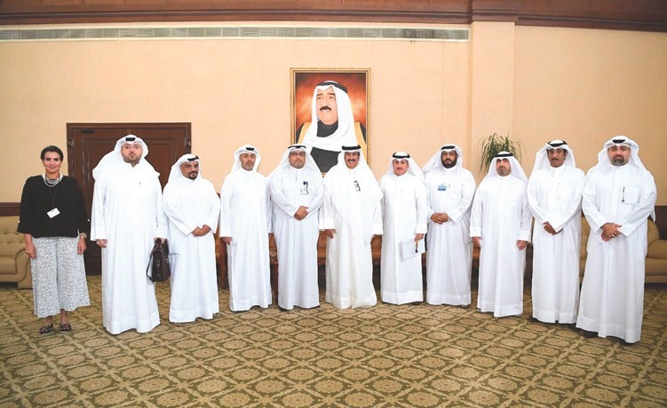  مدير عام التطبيقي متوسطا رئيس وأعضاء الهيئة الإدارية لرابطة أعضاء هيئة التدريب﻿