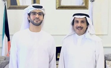 الشيخ عزام الصباح مستقبلا سمو الشيخ سلطان بن حمدان بن زايد ﻿