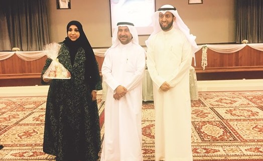  جانب من تكريم المشاركين في البرنامج﻿