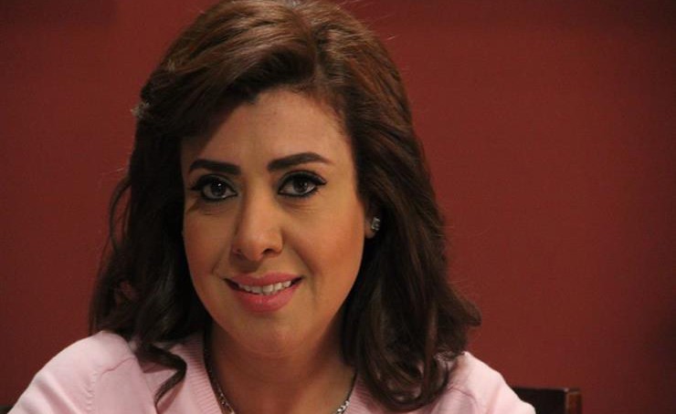 بالفيديو - ممثلة مصرية تستغيث بالنجدة "البيت بيغرق"