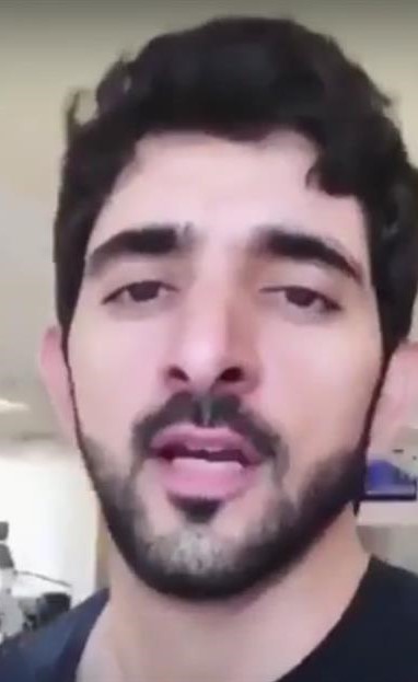 بالفيديو.. ولي عهد دبي يمتدح في أبيات شعرية الأمير محمد بن سلمان بعد أن رأى صورته على "التايم"