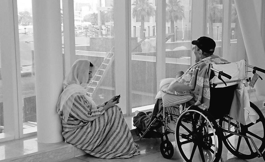 ابنة الأمير طلال بن عبدالعزيز تنشر صورة حديثة لها مع والدها